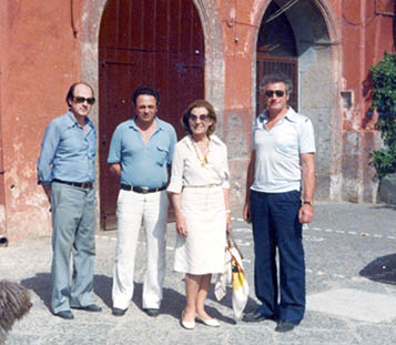 I fratelli Mazzella con Palma Bucarelli in una foto degli Anni Settanta